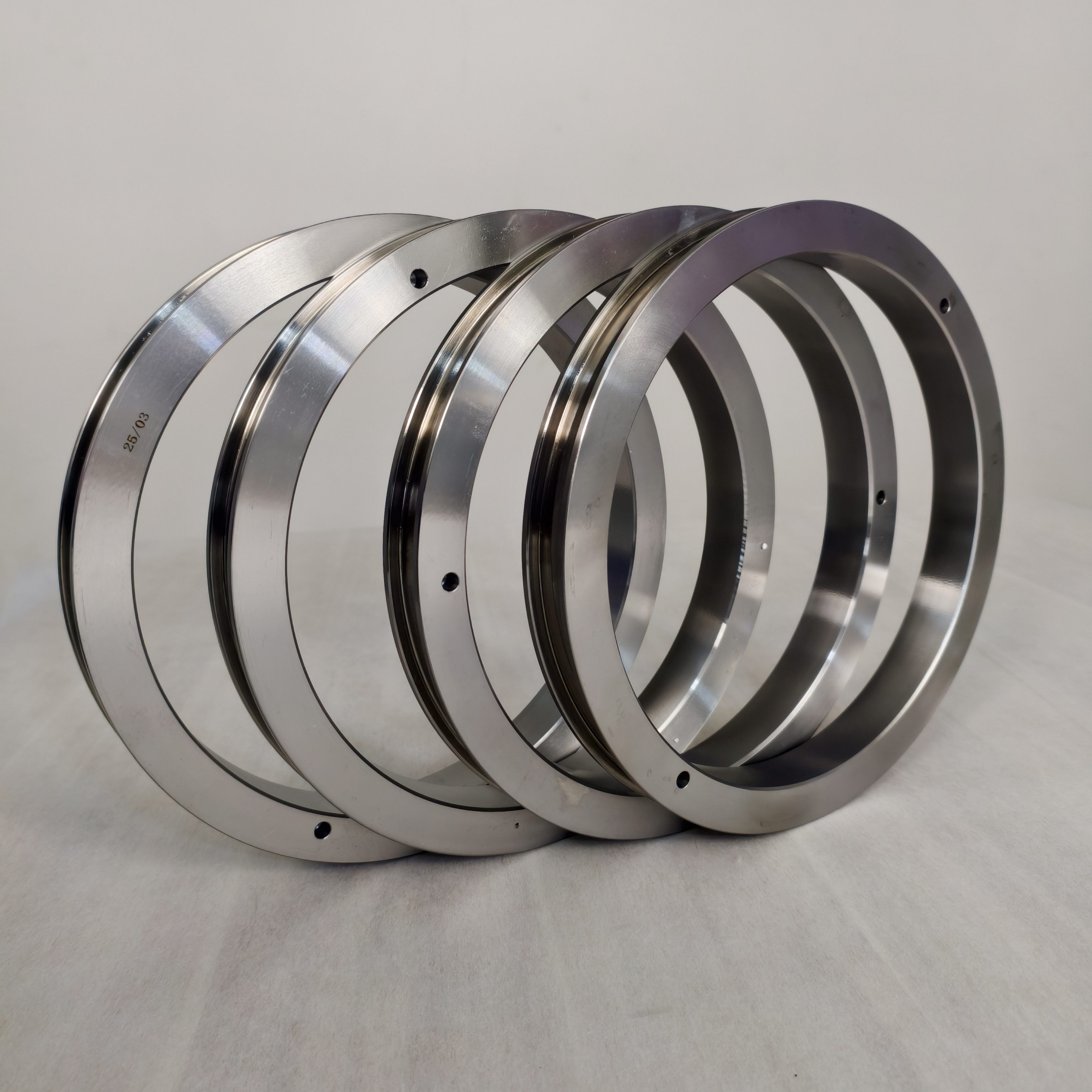 Tungsten Capstan4 